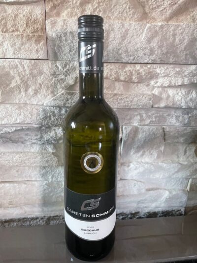 Gold ! Neu 2023´er Bacchus lieblich