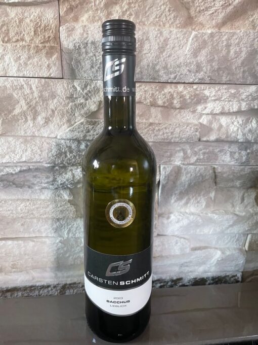 Gold ! Neu 2023´er Bacchus lieblich